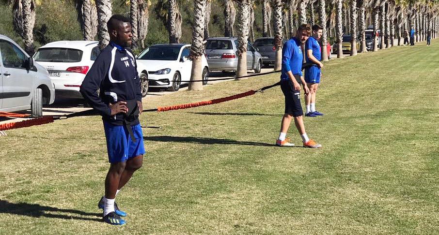 Sana N'Diaye en un entrenamiento con la Balompédica Linense