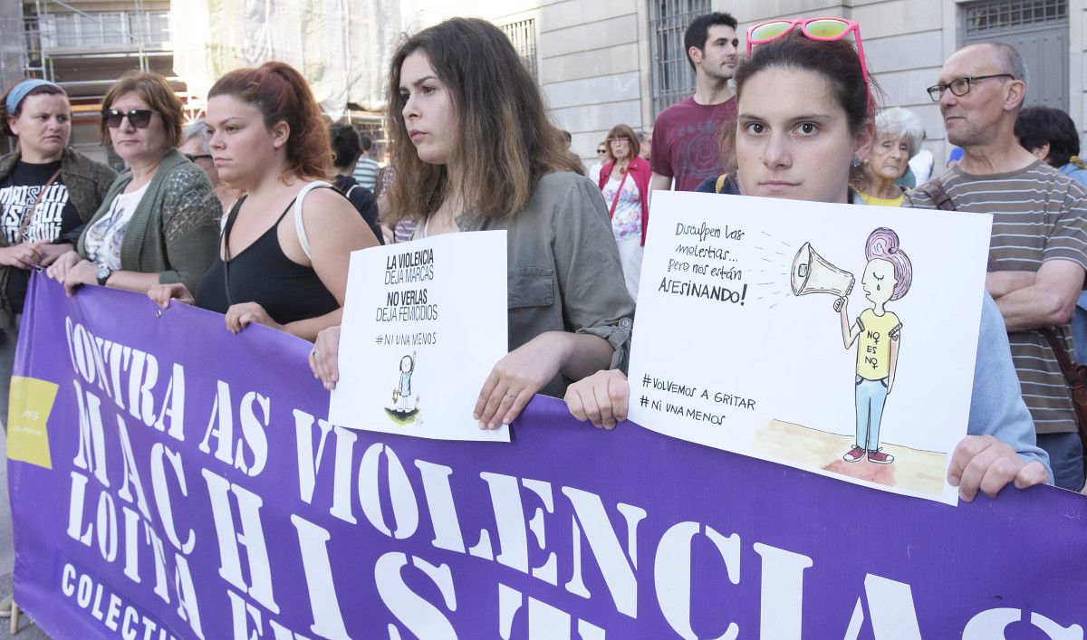 Concentración contra las violencias machistas en Pontevedra tras el crimen de Vilalba