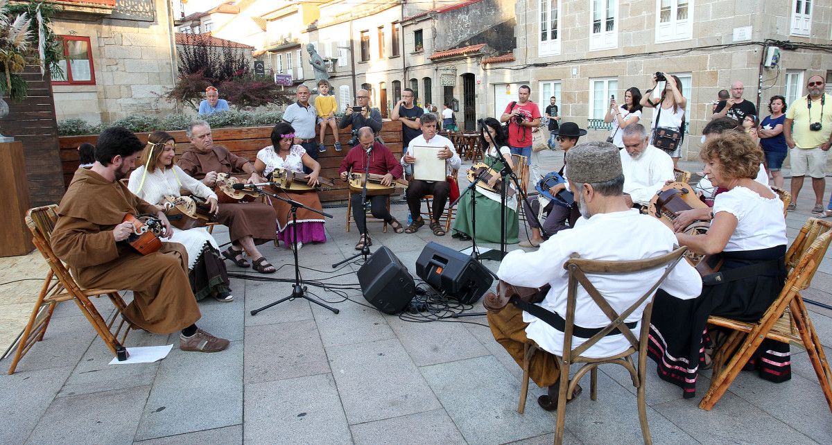 Acto de homenaje a las personas impulsoras de la Feira Franca