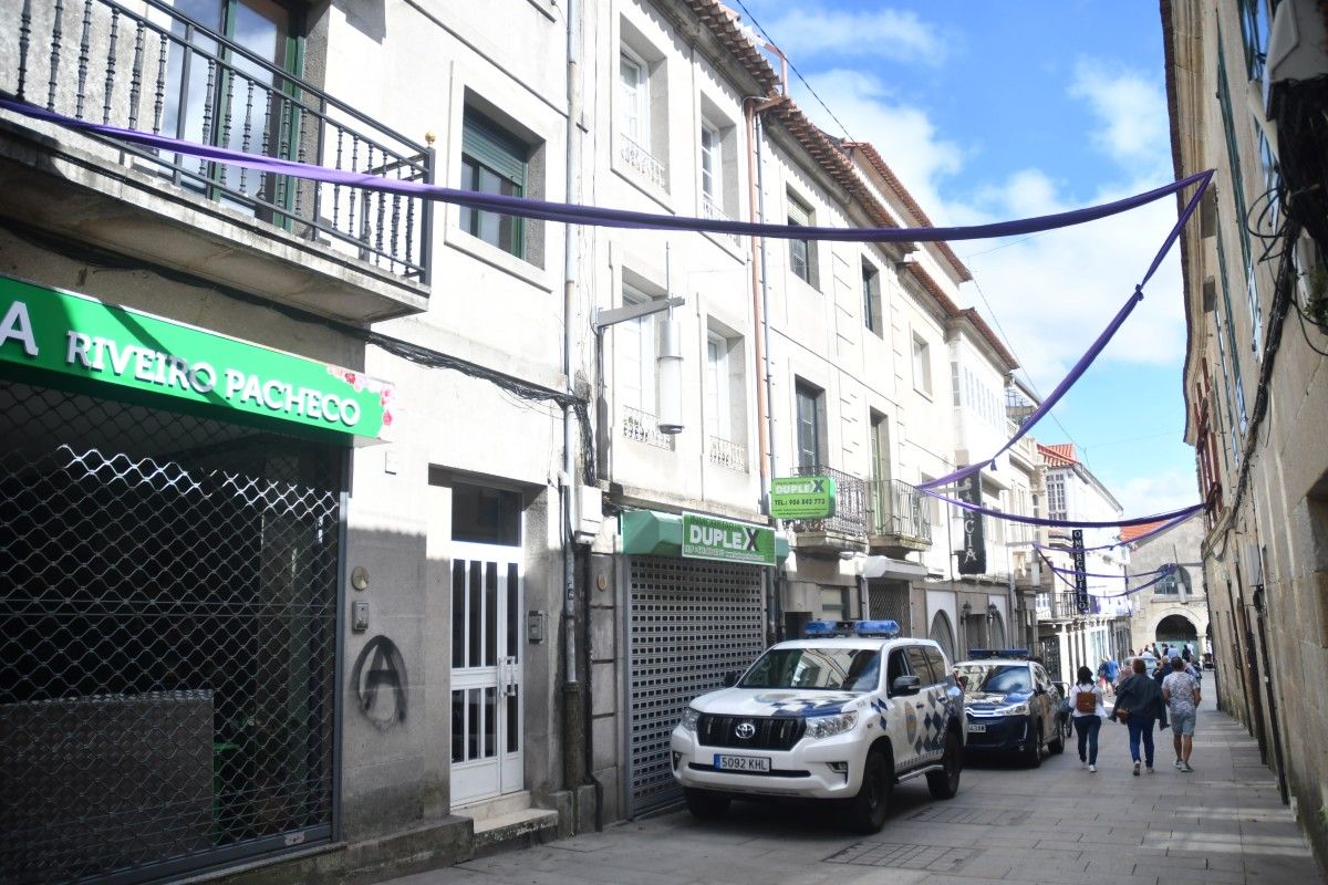 Policía Local e Nacional en César Boente - Arquivo