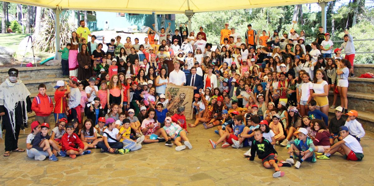 Participantes en el campamento de A Lanzada, Depoaventura 2019