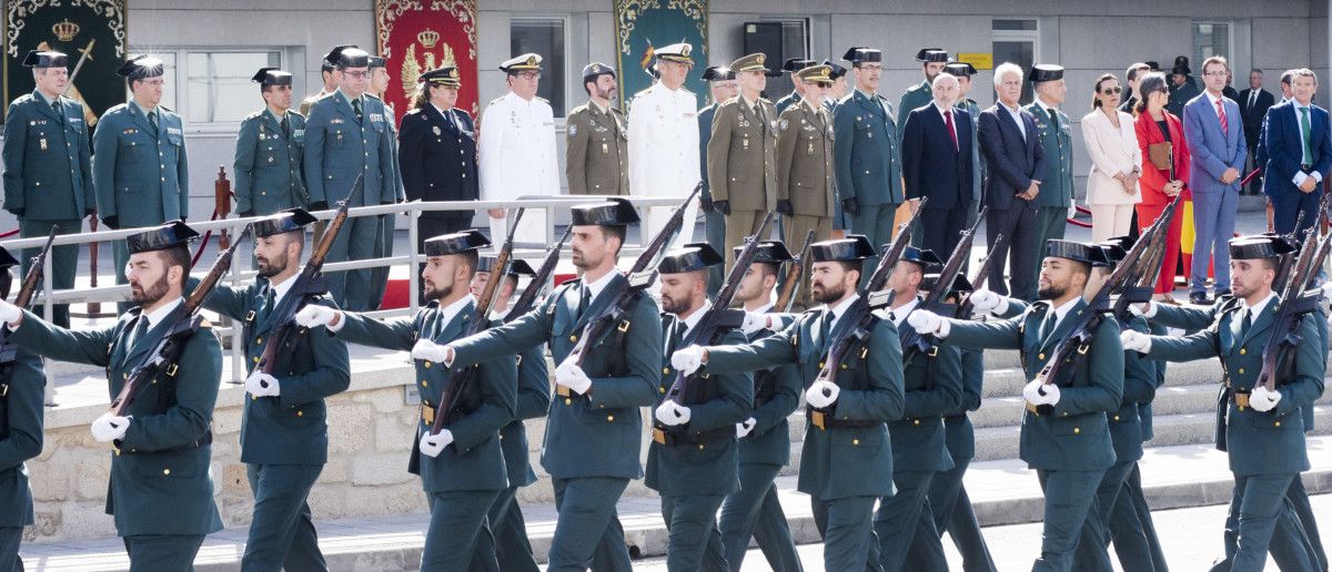 Toma de posesión de Simón Venzal como coronel de la Guardia Civil de Pontevedra