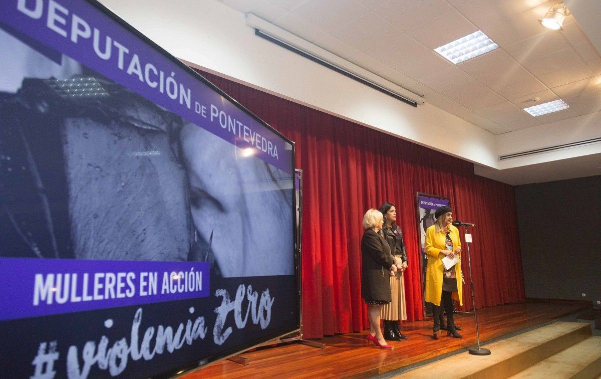 Acto de 'Mulleres en Acción. Violencia Zero' en Meis