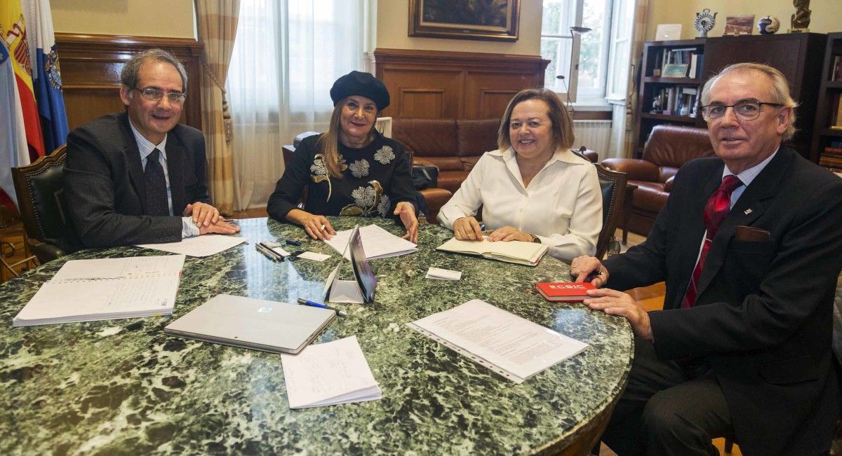 Felipe Criado, Carmela Silva, Rosa María Menéndez e Antonio Casas de Ron