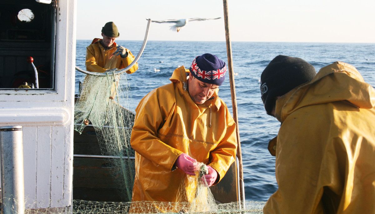 Trabajadores de un barco pesquero