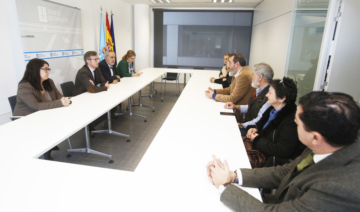 Reunión del Alfonso Rueda con los afectados por las expropiaciones del Hospital Montecelo