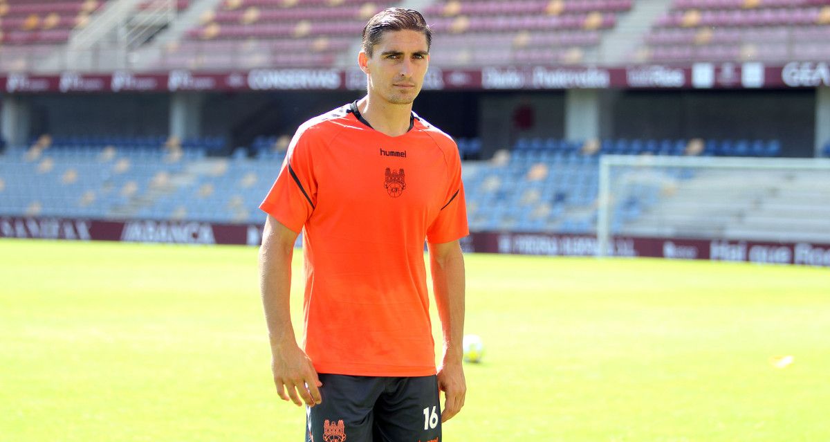 Berrocal, en un entrenamiento con el Pontevedra