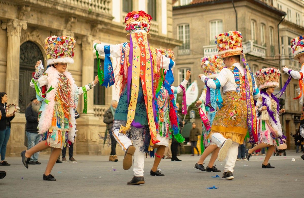 Madamas y Galáns del Entroido de Cobres