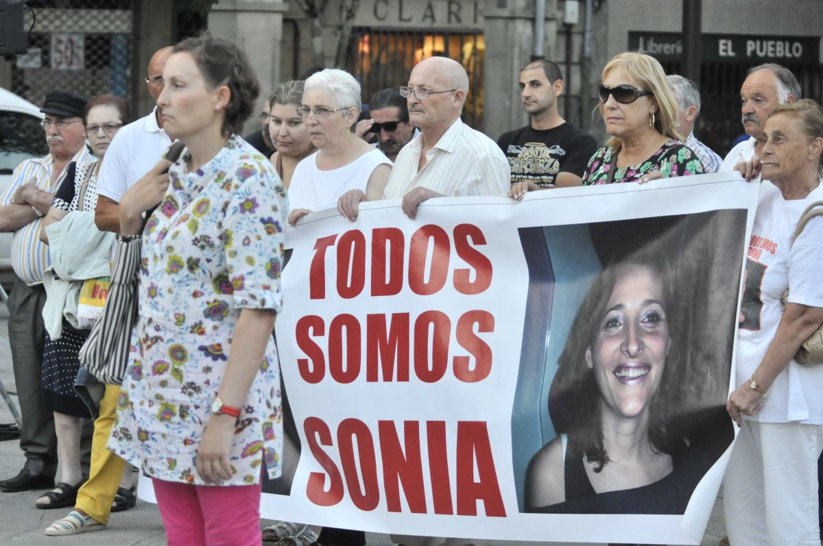 Manifestación polo segundo aniversario da desaparición de Sonia Iglesias