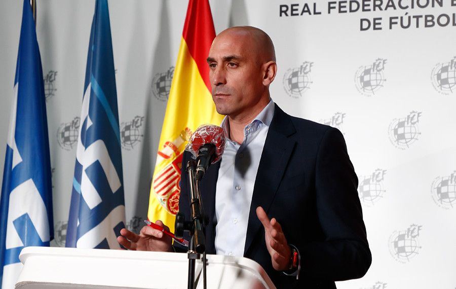 Rueda de prensa de Luis Rubiales, presidente de la RFEF