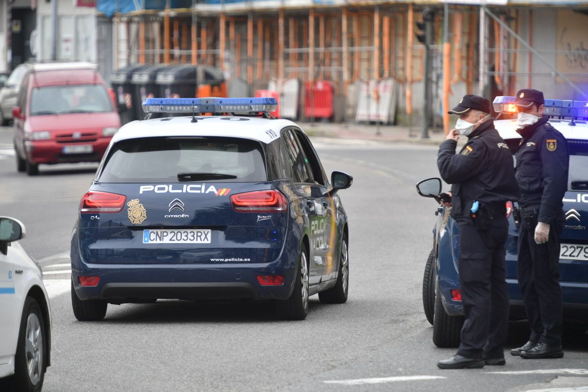 Control de la Policía Nacional y la Policía Local de Marín