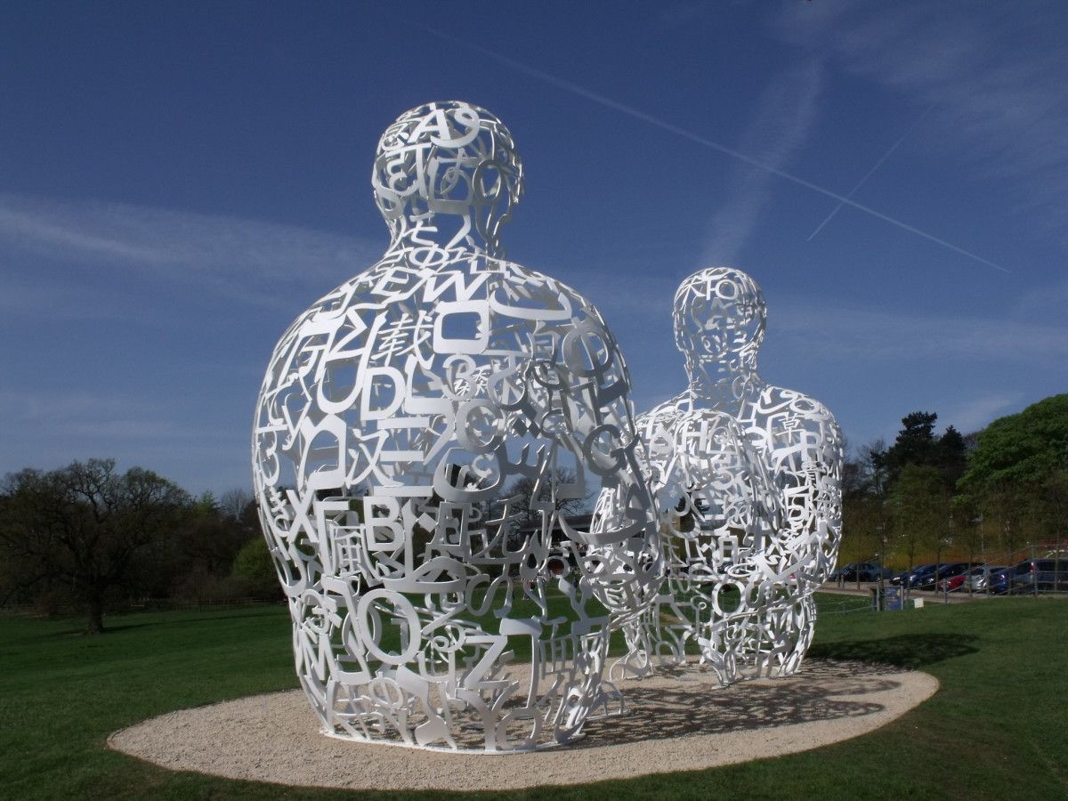 Obra de Jaume Plensa, el autor que realizará el monumento promovido por la Fundación A.M.A.