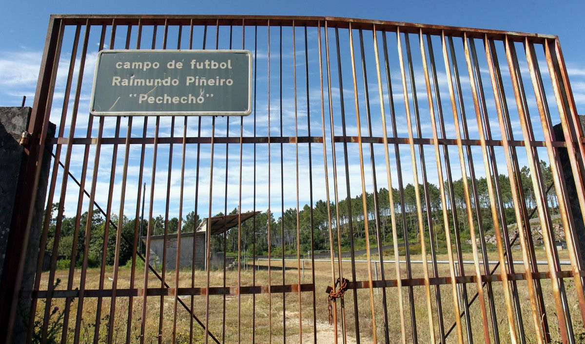 Campo de fútbol Raimundo Piñeiro 'Pechecho' en Lérez