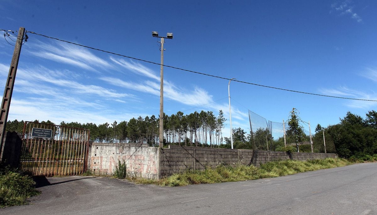 Campo de fútbol Raimundo Piñeiro 'Pechecho' en Lérez