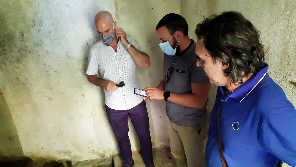 Visita de las autoridades municipales al depósito de agua de Ermelo