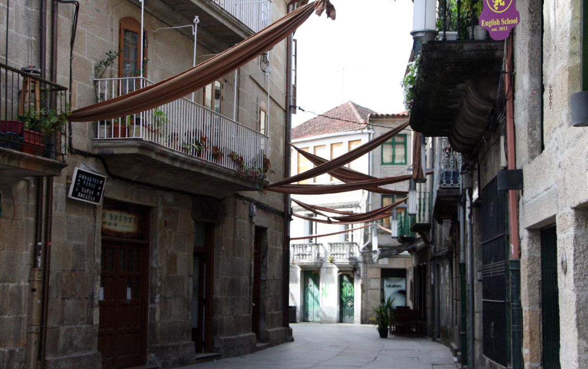 Telas decorativas para la Feira Franca en la Rúa da Ponte