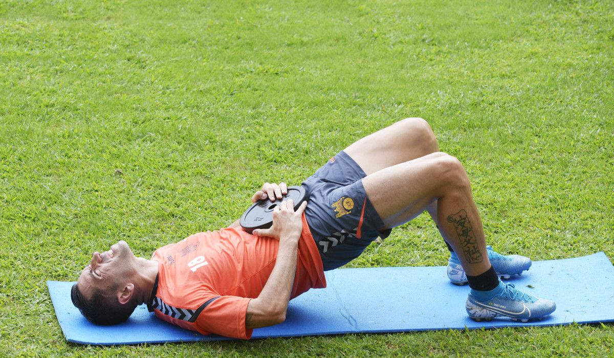 Charles, entrenando con el Pontevedra en Pasarón