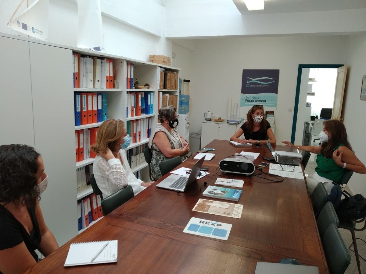 Reunión en Marín de representantes de los GALP para la organización del congreso