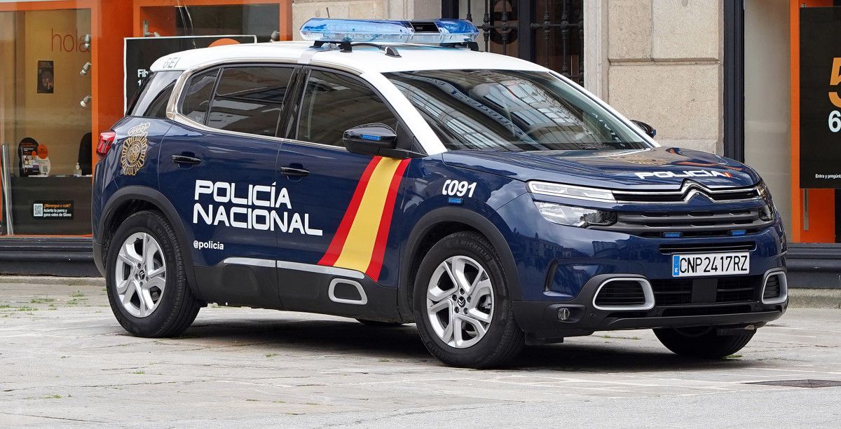 Patrulla de la Policía Nacional en Pontevedra