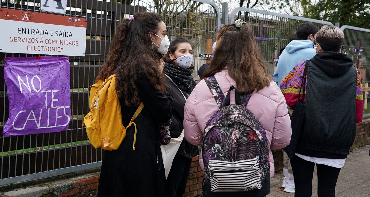 Alumnado do CIFP A Xunqueira   