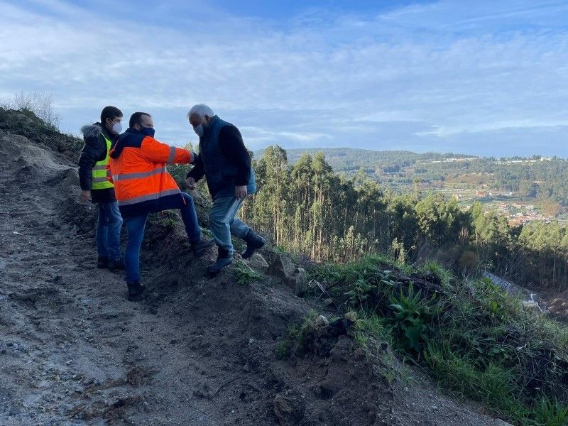 Visita del alcalde de Vilaboa a las obras de la A-57