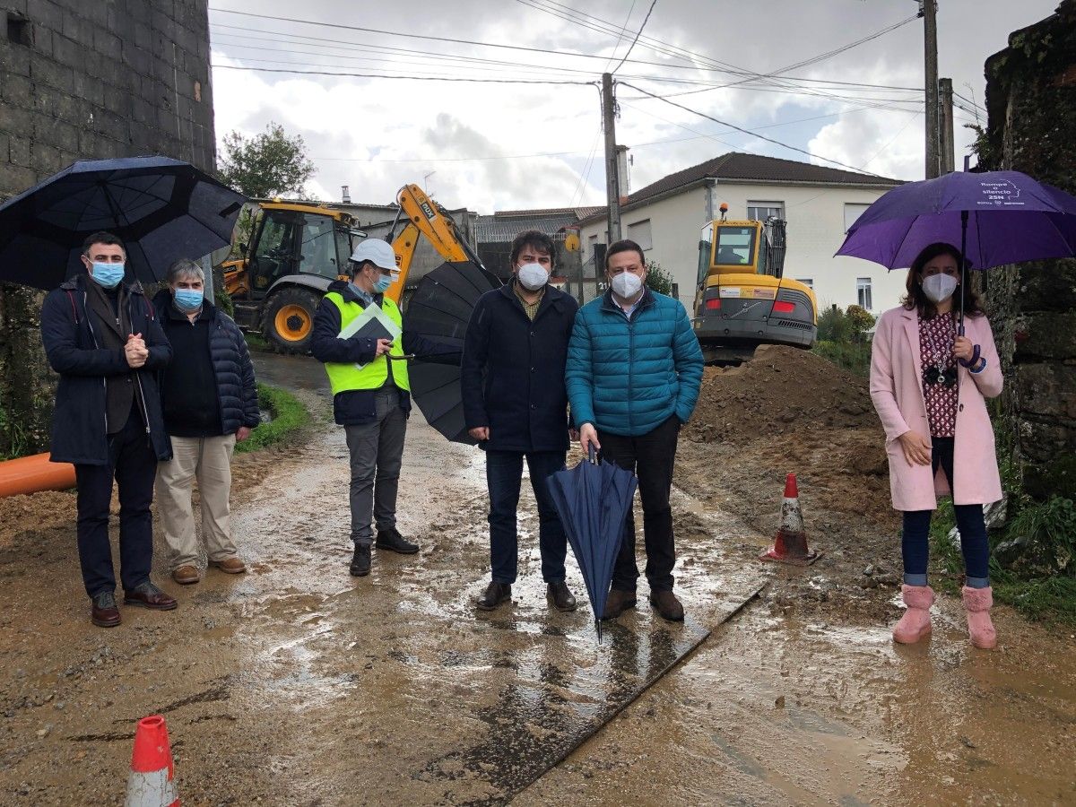 Visita a las obras de saneamiento de Cuntis