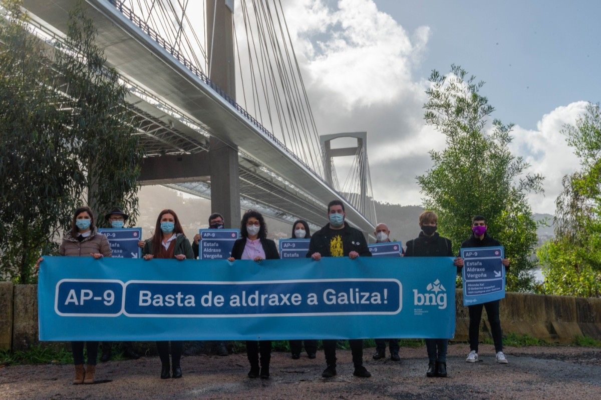 Campaña del BNG para que el PSOE cumpla el acuerdo de investidura relativo a la AP9