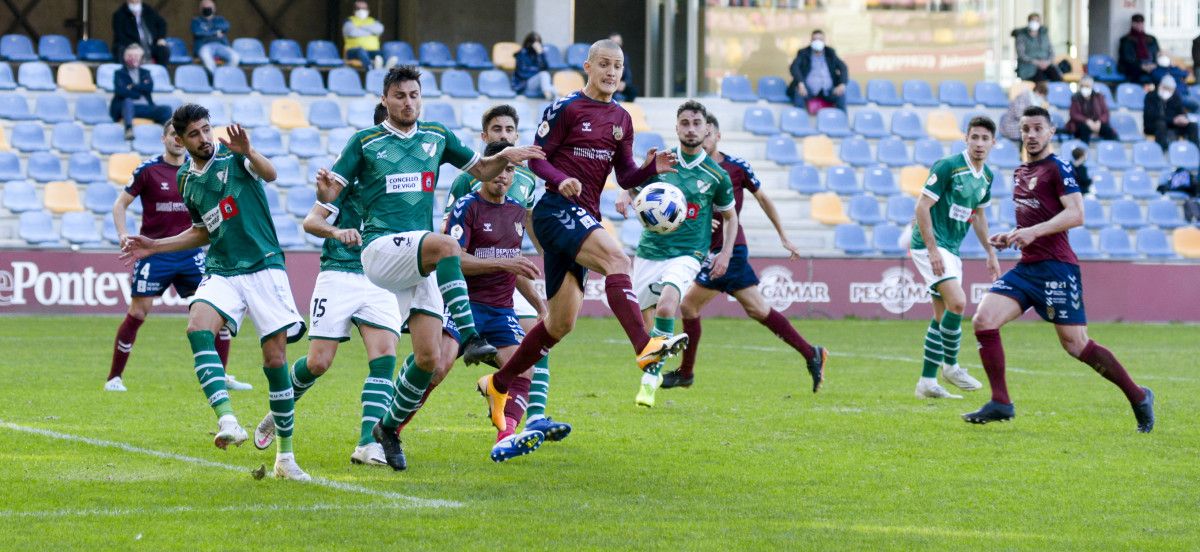 Partido entre Pontevedra y Coruxo en Pasarón