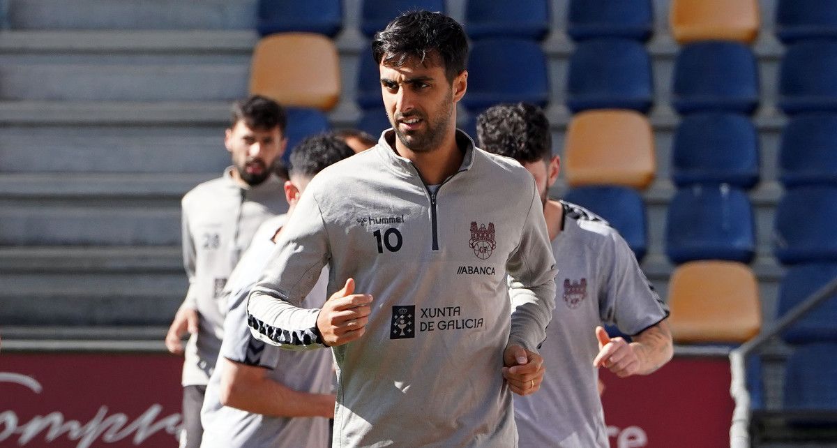 Romay, entrenando con el Pontevedra CF en Pasarón