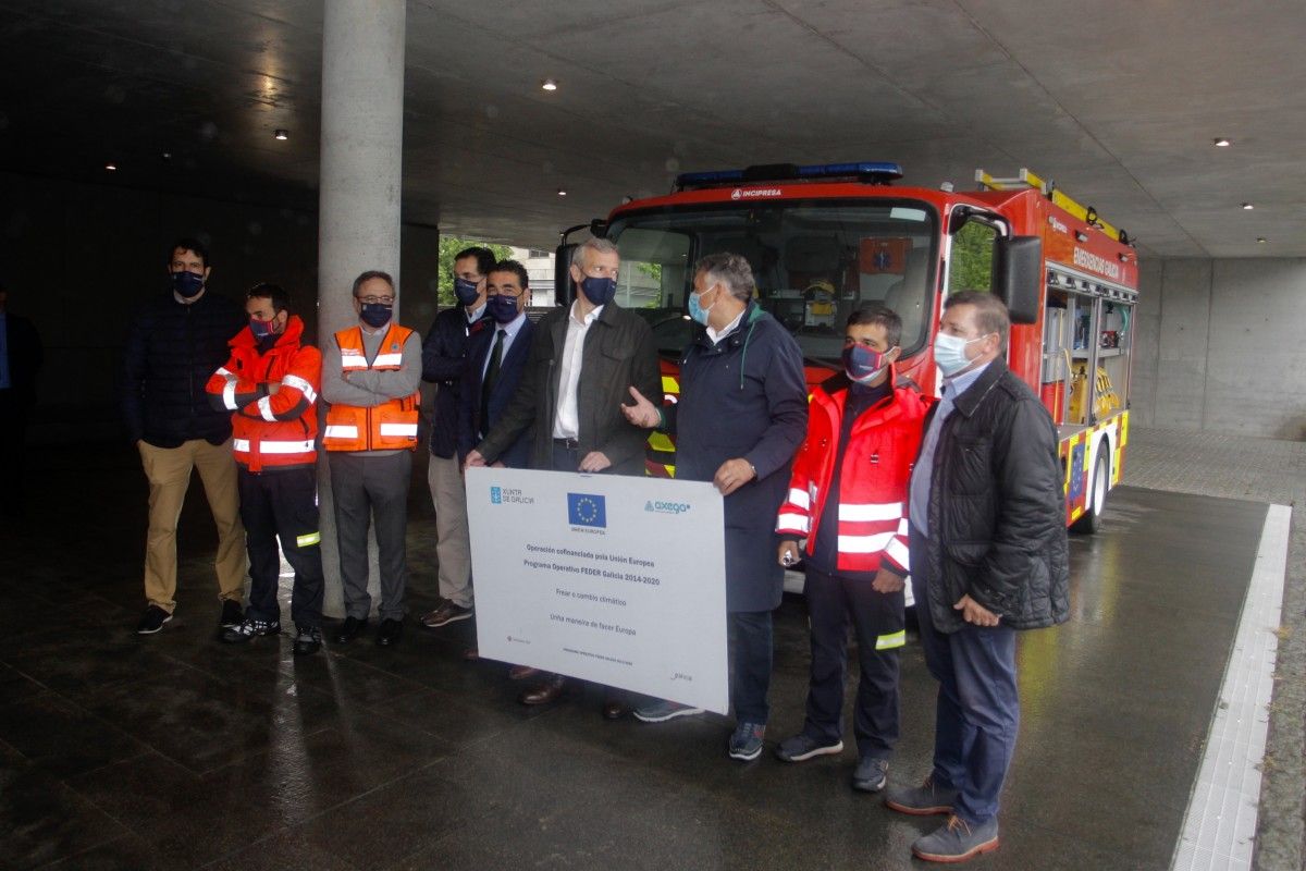 La Xunta entrega a Emergencias de Sanxenxo un nuevo camión para intervenir en zonas de difícil acceso