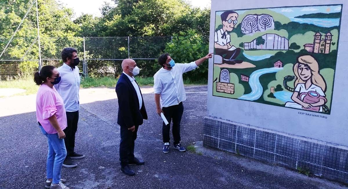 Mural de 'O teu cole na historia' en el CEIP San Martiño