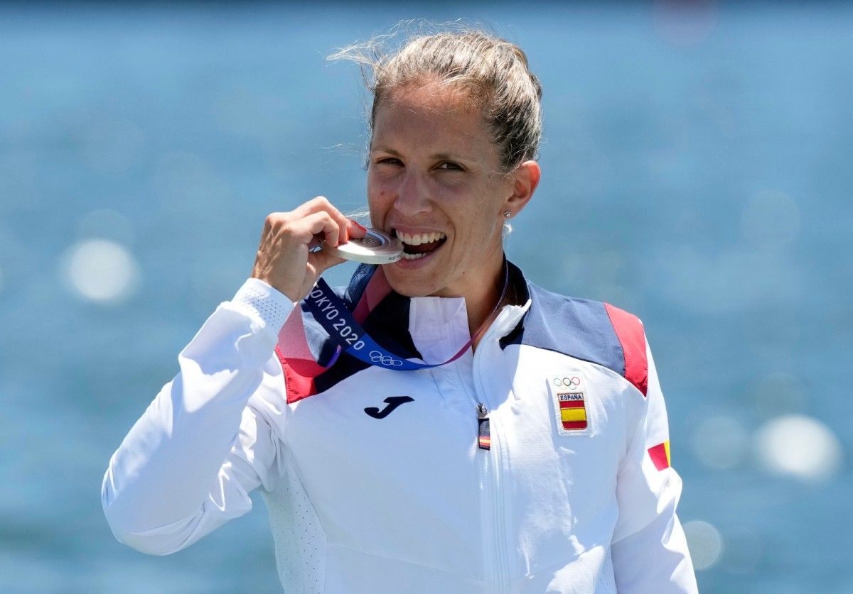 Teresa Portela, con la medalla de plata de los Juegos Olímpicos de Tokyo