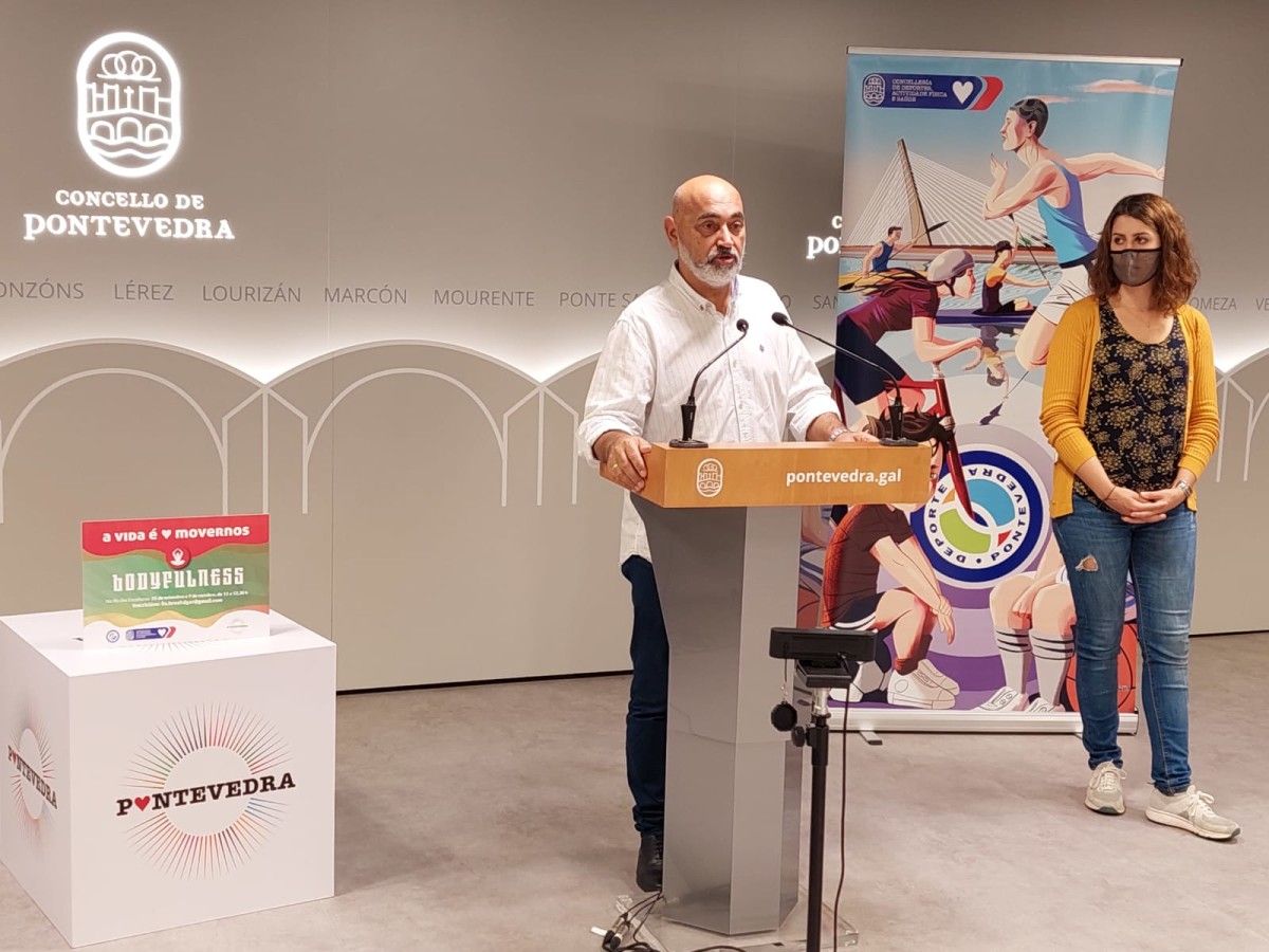 Tino Fernández y Lía Brea presentan el taller de bodyfulness enmarcado en el programa A vida é movernos