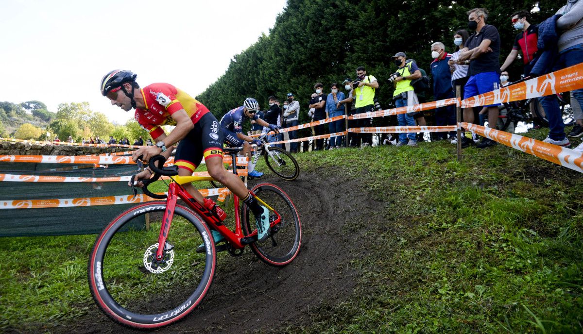 Copa de España de ciclocross en la Illa das Esculturas