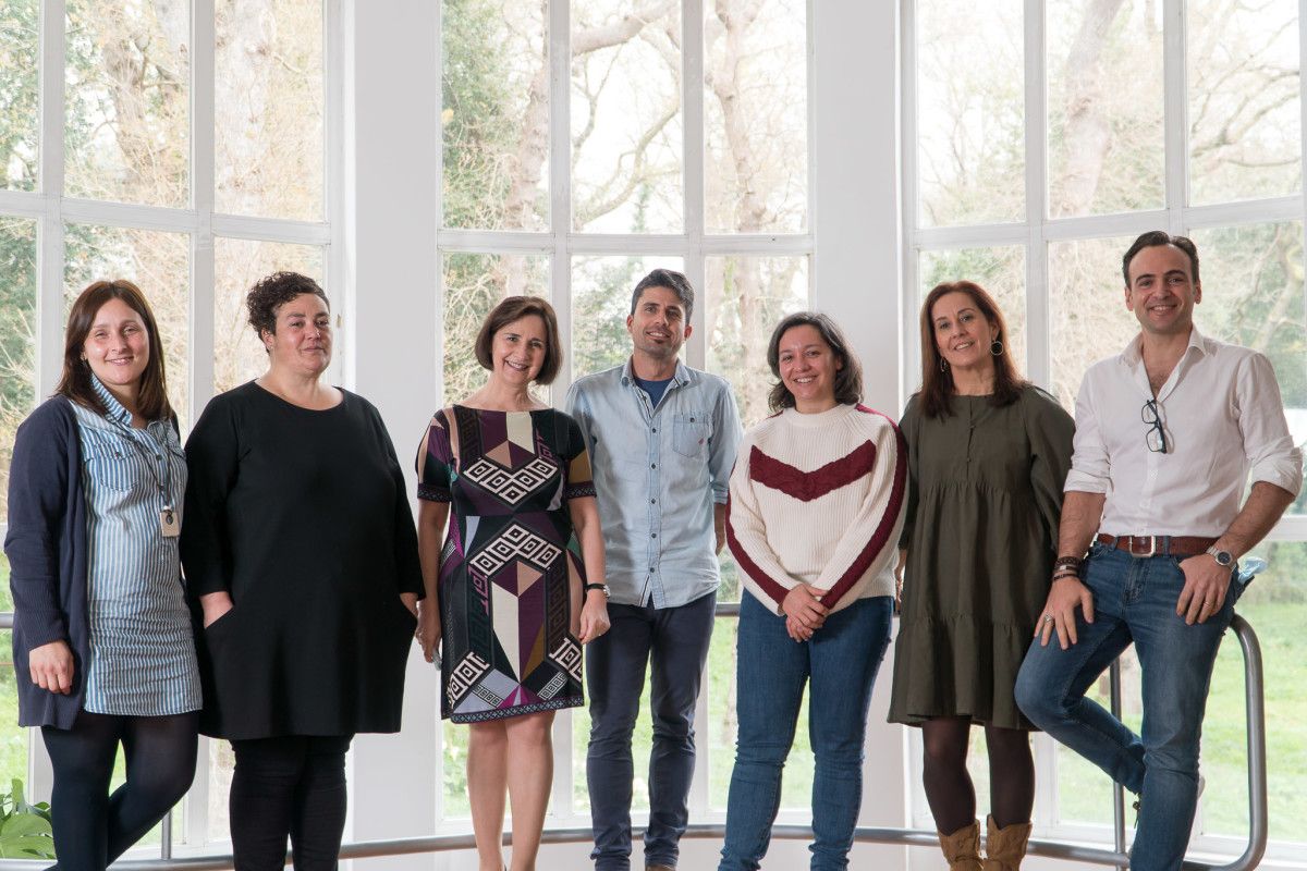 Investigadores de la Misión Biológica que demostraron el carácter único de la variedad de vid Ratiño Gallega