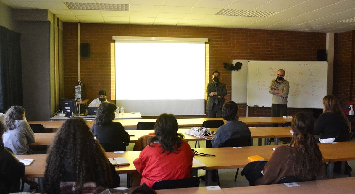 Los participantes mantuvieron un encuentro con el vicerrector del campus