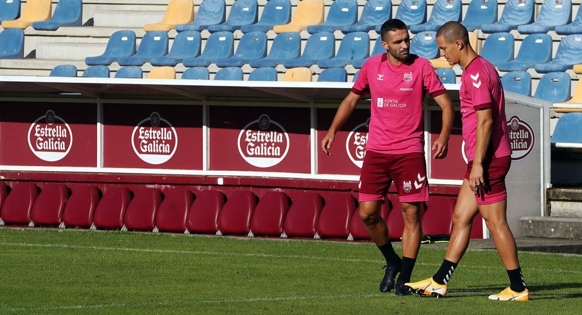 Churre y Rufo, en un entrenamiento del Pontevedra en Pasarón