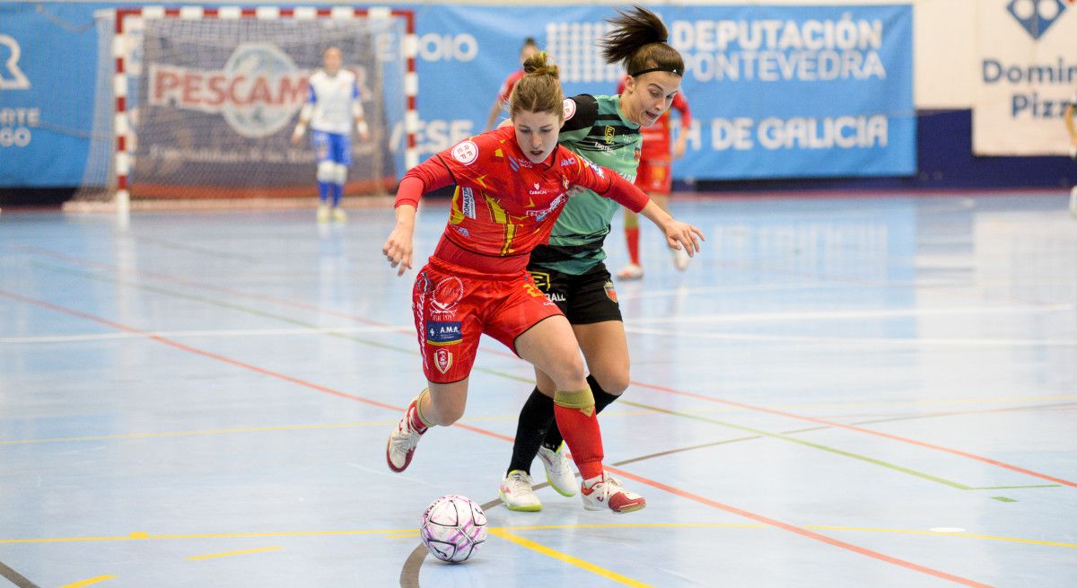 Partido entre Poio Pescamar y Futsi Atlético Navalcarnero en A Seca