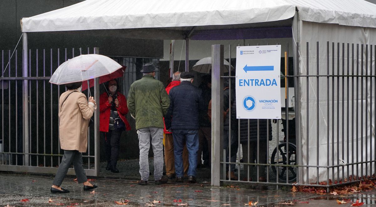 'Vacunódromo' de la sede de la Xunta en Campolongo 