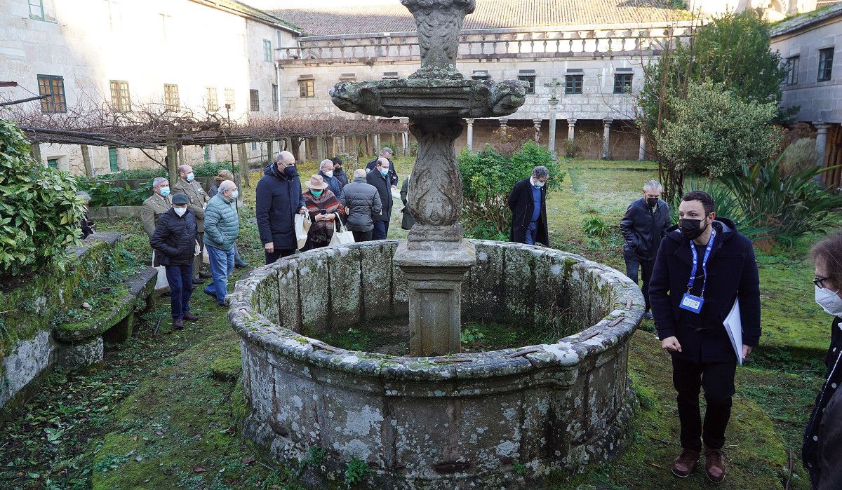 Visita de autoridades al Convento de Santa Clara