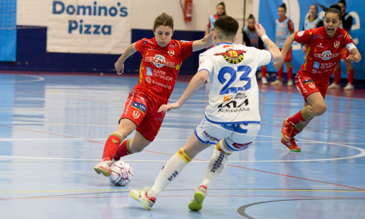 Partido entre Poio Pescamar y Sala Zaragoza en A Seca