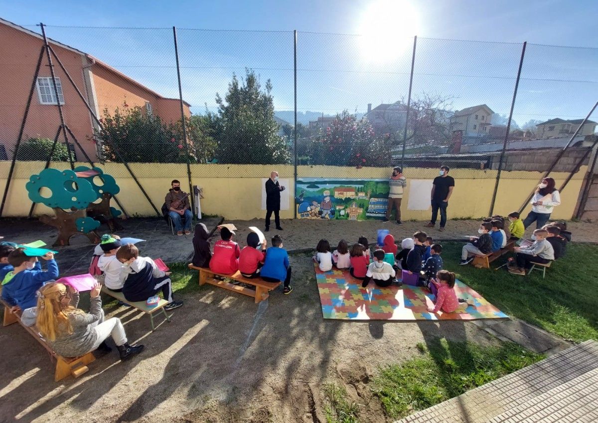 Taller O Teu Cole na Historia en el CEIP A Carballeira de Lourizán 