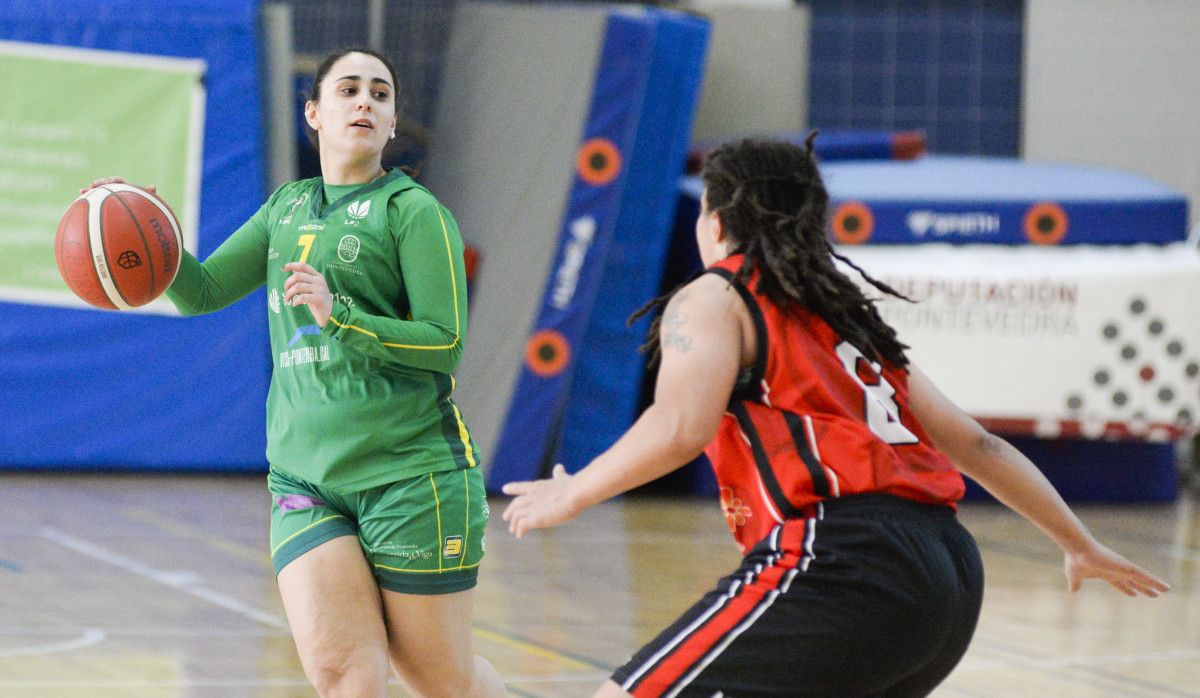 Aldara Vázquez, en el partido de Liga Femenina 2 entre Arxil y Magec Tías en el CGTD