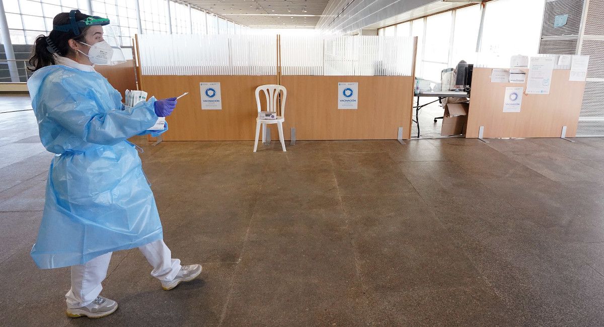 Punto de realización de test de antígenos en el recinto ferial de Pontevedra