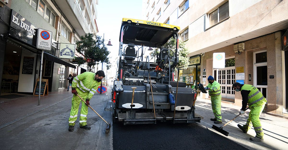 Obras de mantenimiento en la calle Peregrina