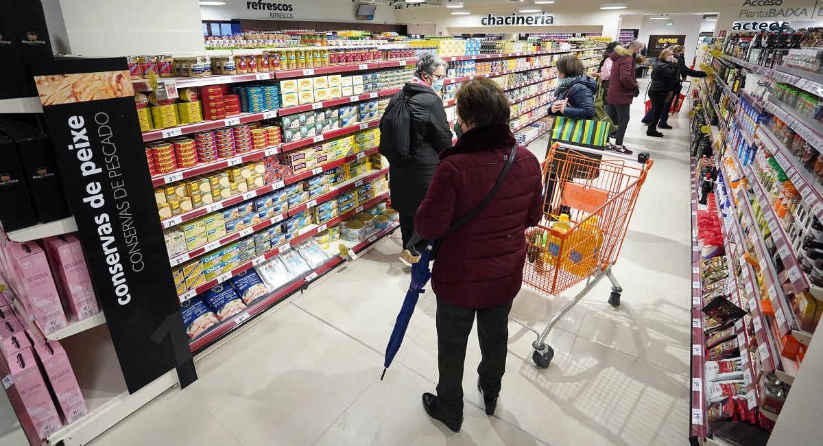 Haciendo la compra en el supermercado