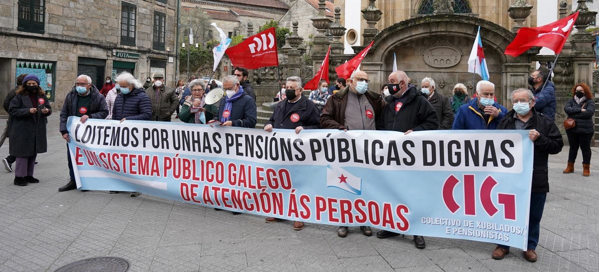 Concentración de la CIG en A Peregrina para demandar pensiones dignas