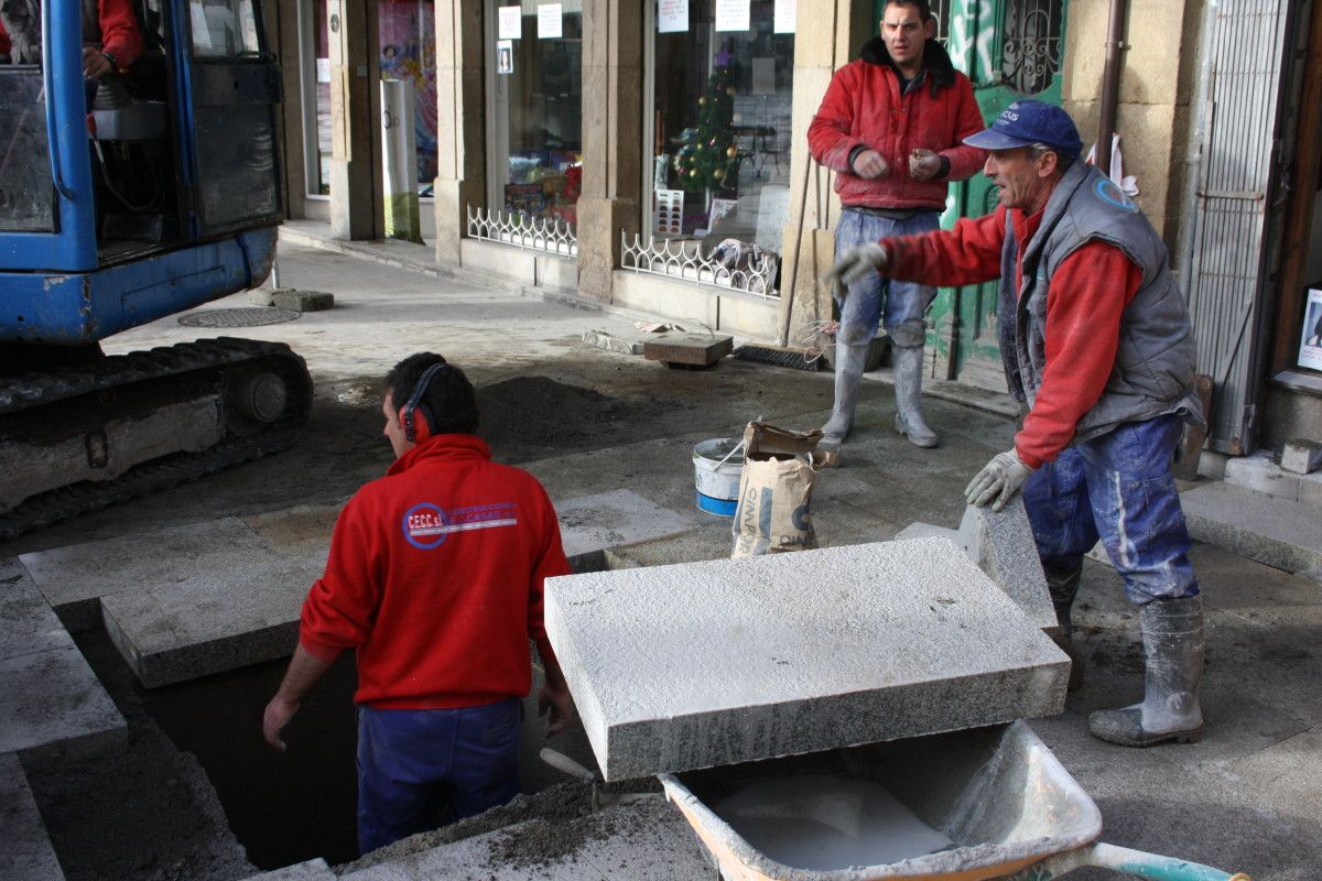 Trabajadores de una obra en Pontevedra