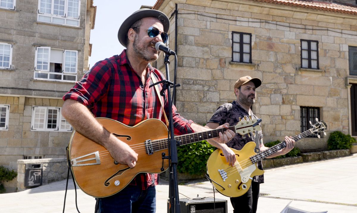 Concierto de Eladio y los Seres Queridos en el Galegote 2022