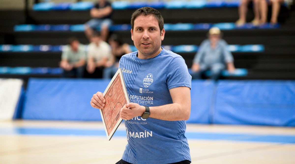 Raúl Jiménez, en el partido de liga en A Raña entre Marín Futsal y Majadahonda